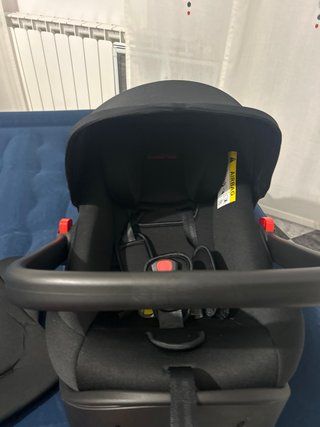 Silla coche bebé negra sin estrenar con isofix