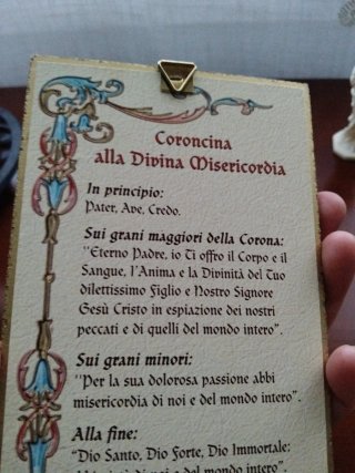 Tabla Divina Misericordia y Figura de Jesús