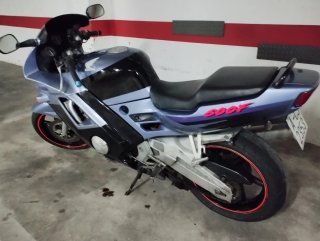 Honda CBR 600F Azul