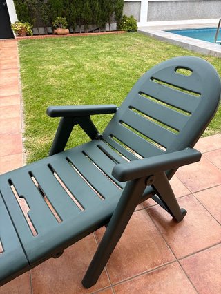 Lote 4 tumbonas resina verde