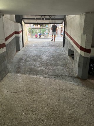 Plaza de parking + trastero