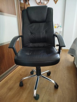 Silla de escritorio giratoria regulable