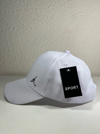 Gorra Jordan Blanca ajustable y deportiva