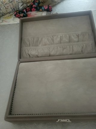 Joyero para relojes color beige/gris