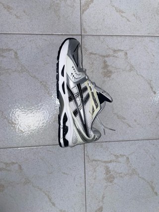 Scarpe Asics Gel Kayano 14 Argento/Bianco