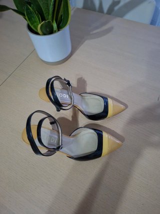 Zapatos Lodi elegantes mujer negro y amarillo