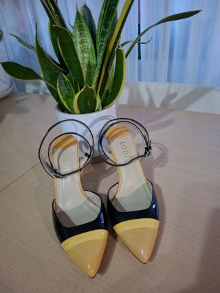 Zapatos Lodi elegantes mujer negro y amarillo