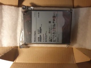 2 x Western Digital 16TB SAS Enterprise HDD warran