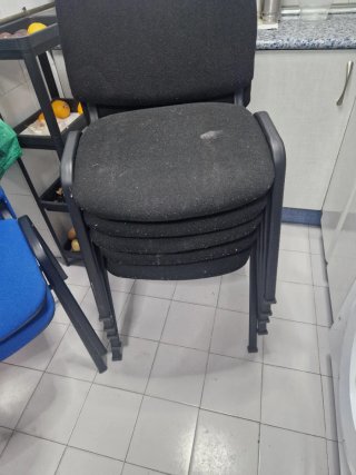 Sillas de oficina azules y negros (7 unidades)