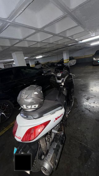 Yamaha Xmax 125cc Scooter Maxi Automática