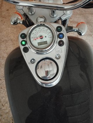 Moto Custom Negra