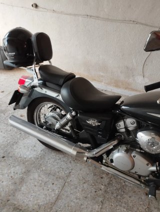 Moto Custom Negra