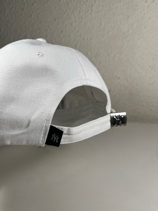 Gorra New York Yankees Negra y Blanca para vestir