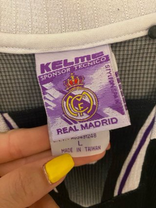 Camiseta Kelme Hombre Negra y Morada