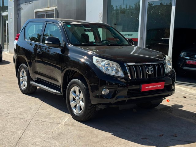 TOYOTA Land Cruiser 3.0 D4D VX