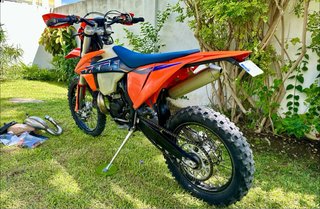 Ktm exc 300 cc NUEVA
