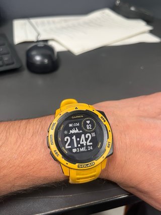 Garmin Instinct Solar 2 Amarillo