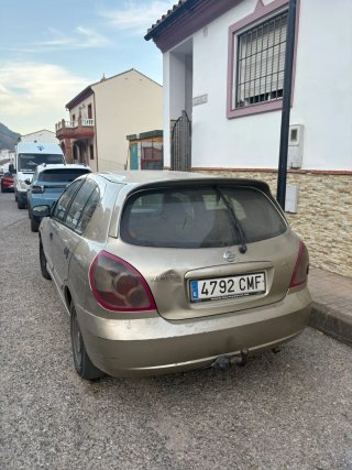 Nissan Almera 2005