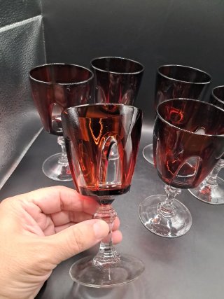 Copas de cristal francesas color rubí