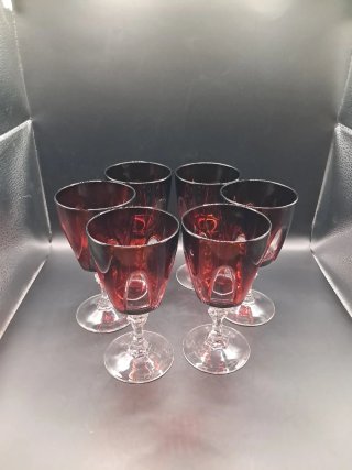 Copas de cristal francesas color rubí