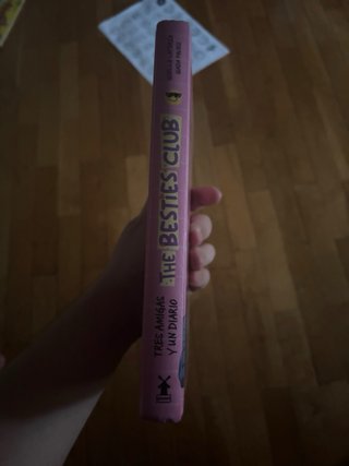 Libro Tapa Dura Tres Amigas y un Diario