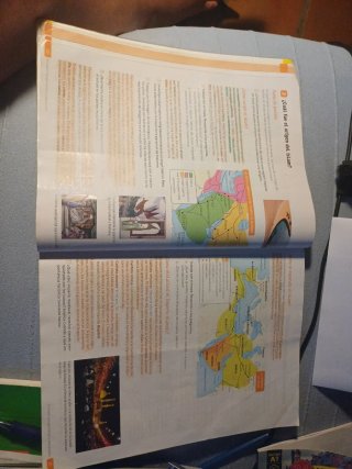 Geografía e Historia, 2 secundaria. Revuela