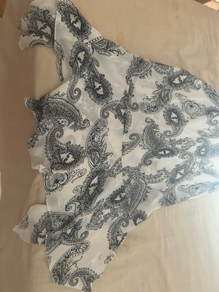 Vestido estampado paisley blanco y negro
