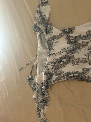 Vestido estampado paisley blanco y negro