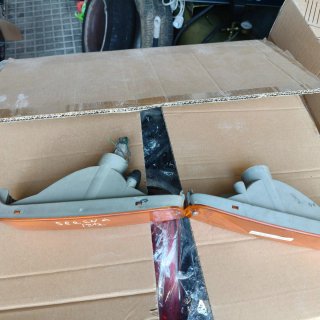 Intermitente Nissan Serena