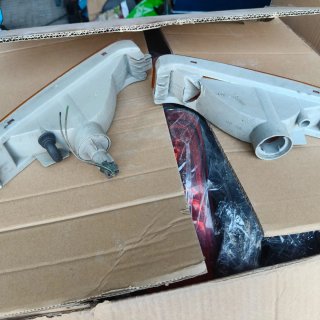 Intermitente Nissan Serena