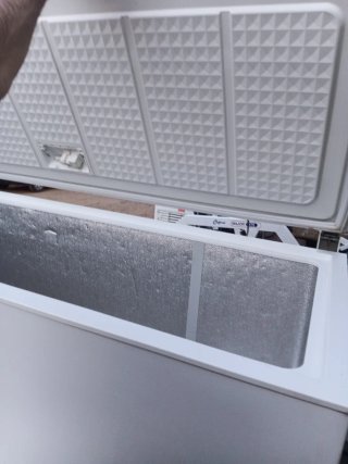 Arcón congelador blanco 1- 120€ Los 2- 200€