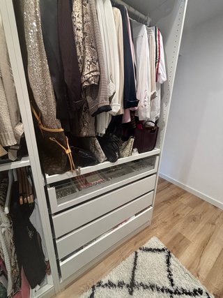 Vestidor blanco con cajones, se entrega desmontado