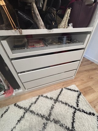 Vestidor blanco con cajones, se entrega desmontado
