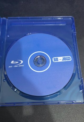 PS4 Pro 10.50 + 4 Mandos