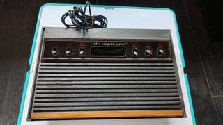 Atari 2600 + 4 controller + 3 Giochi DA TESTARE