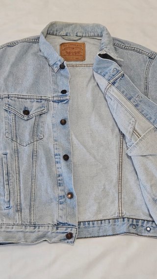 Chaqueta Levi's 90s vintage Made in Spain Talla L