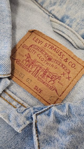 Chaqueta Levi's 90s vintage Made in Spain Talla L