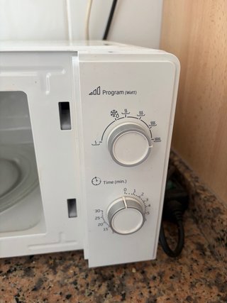 Microondas Beko 700W Blanco