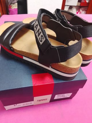 Chanclas Tommy Jeans Mujer Negras Rojas