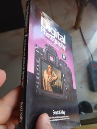 The Digital Photography Book The step-by-step s...