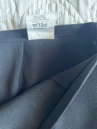 Falda midi negra