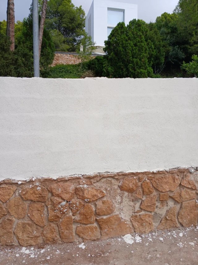 MURO DE CONTENCION DECORATIVO