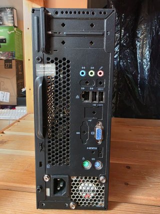 PC Emachines compacto Celeron Windows