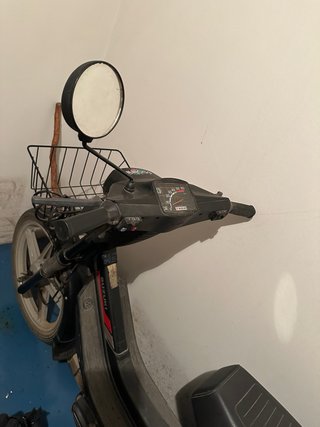 Suzuki Maxi 49cc Negra