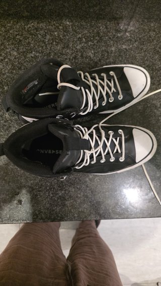 Converse Botas Negras Cordones Blancos