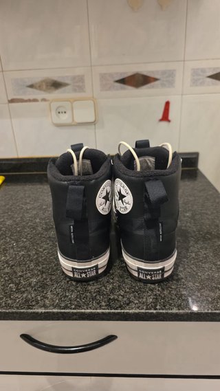 Converse Botas Negras Cordones Blancos