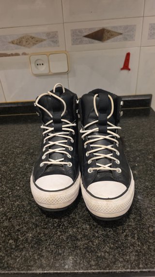 Converse Botas Negras Cordones Blancos