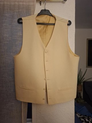 Chaleco de vestir color vainilla talla 50-52