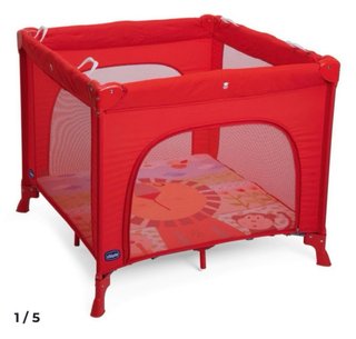 Parque infantil Chicco rojo