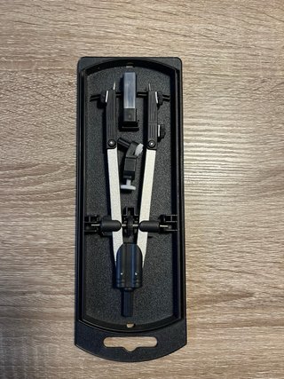 Compás FABER-CASTELL, en empaque original.